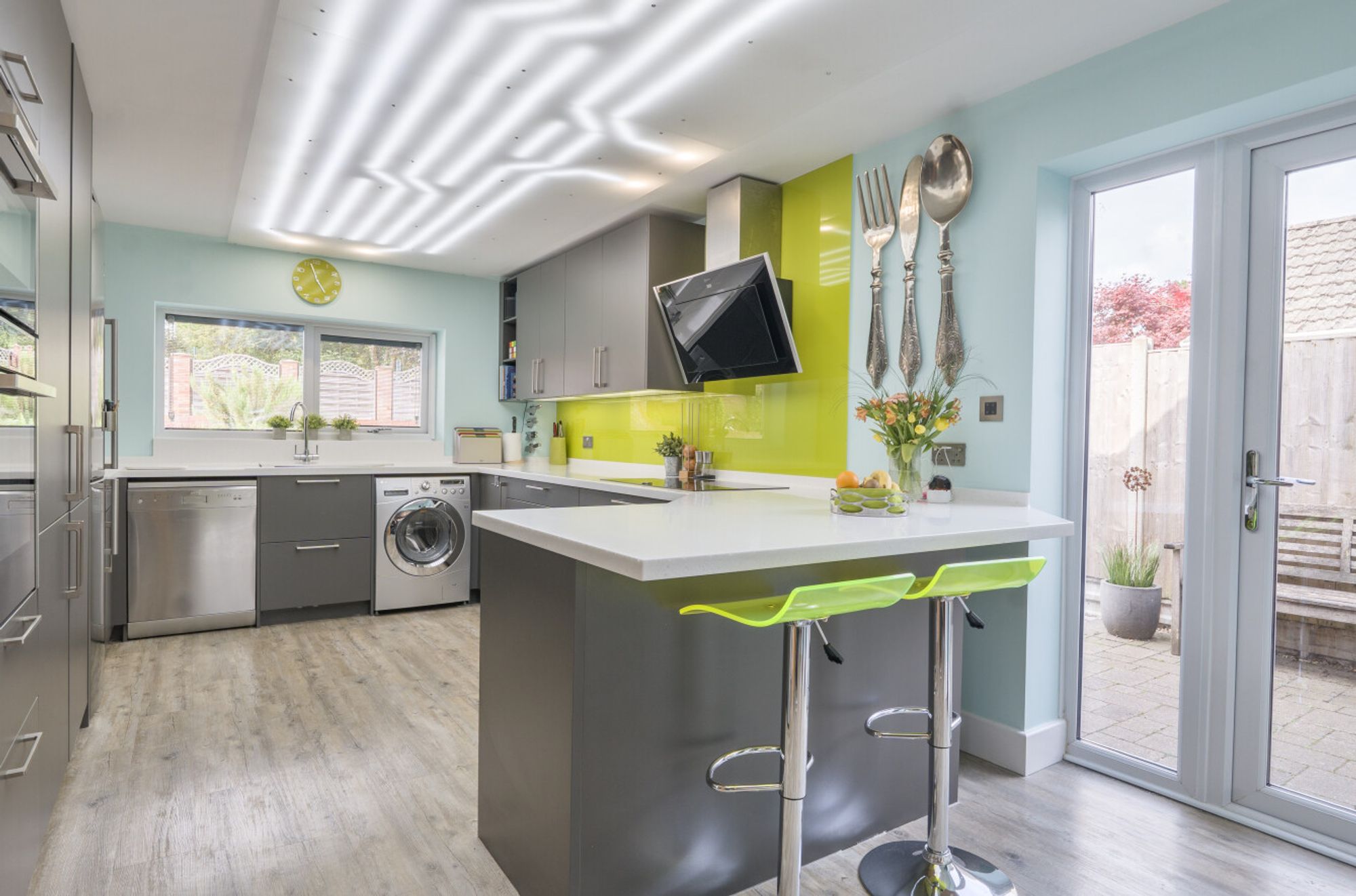 5 bed detached house for sale in Southbourne Close, Porton, SP4  - Property Image 9