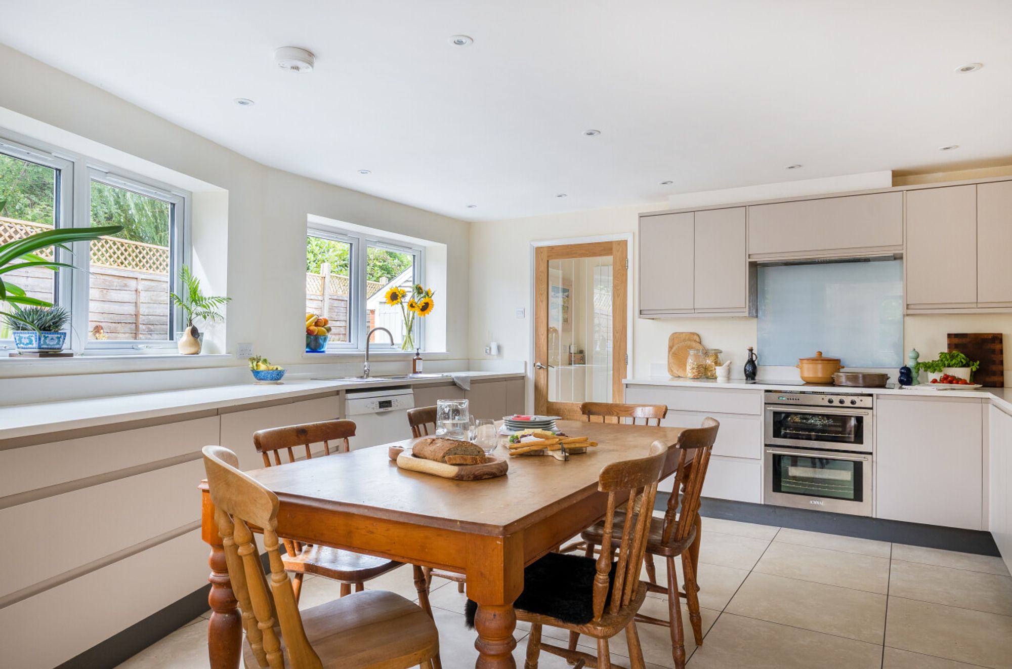 5 bed character property for sale in Church Street, Winterbourne Stoke, SP3  - Property Image 10