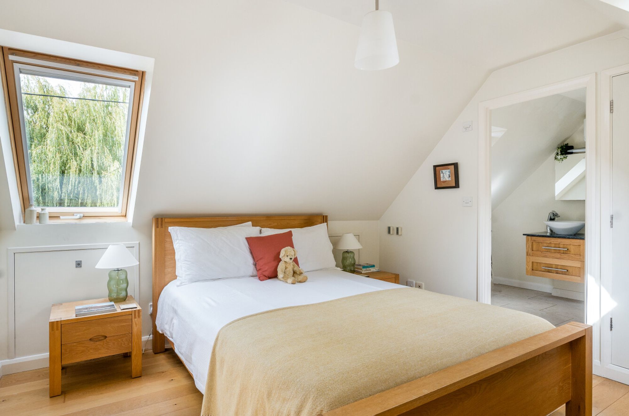 5 bed character property for sale in Church Street, Winterbourne Stoke, SP3  - Property Image 28