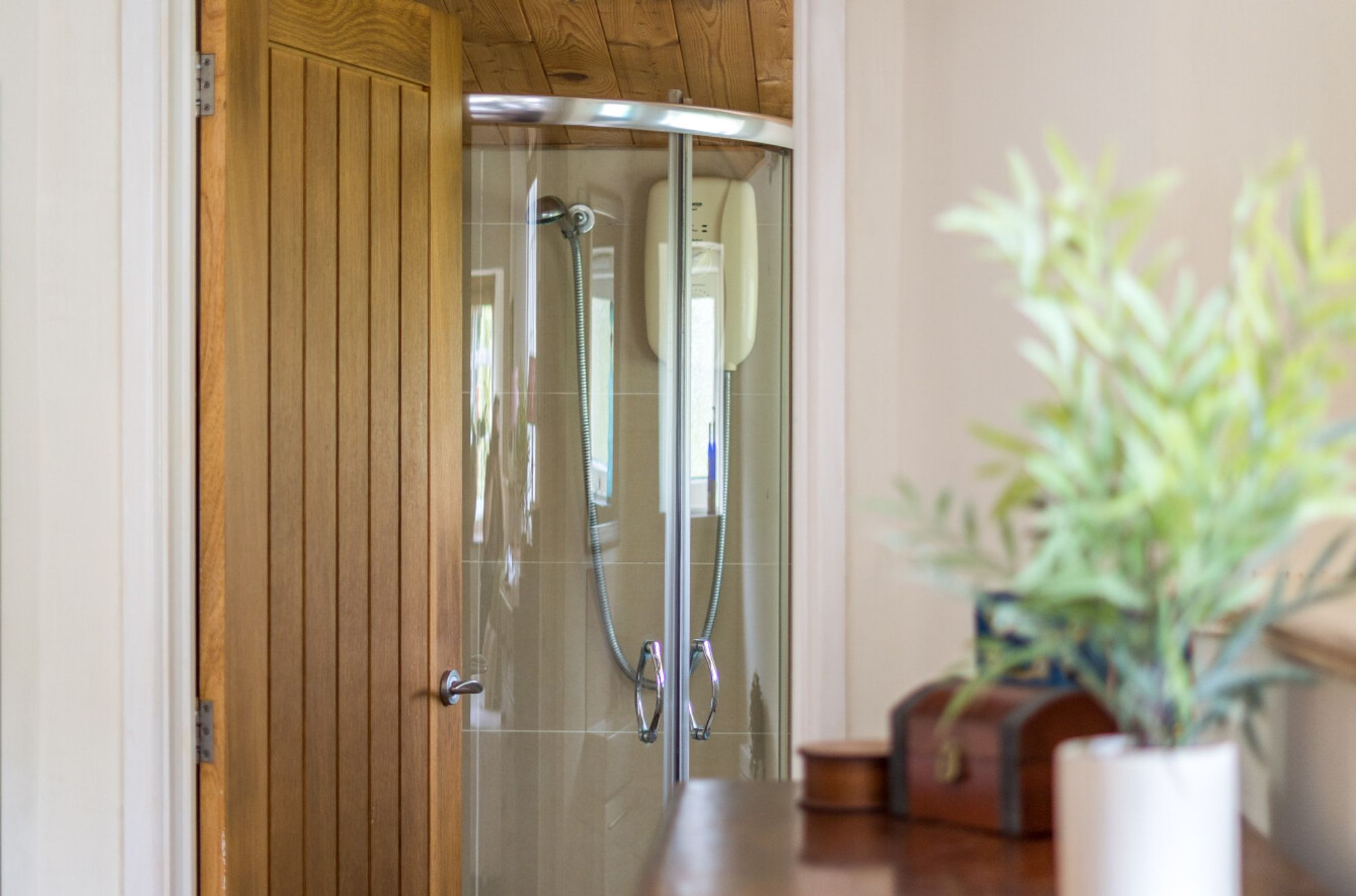 5 bed character property for sale in Church Street, Winterbourne Stoke, SP3 23