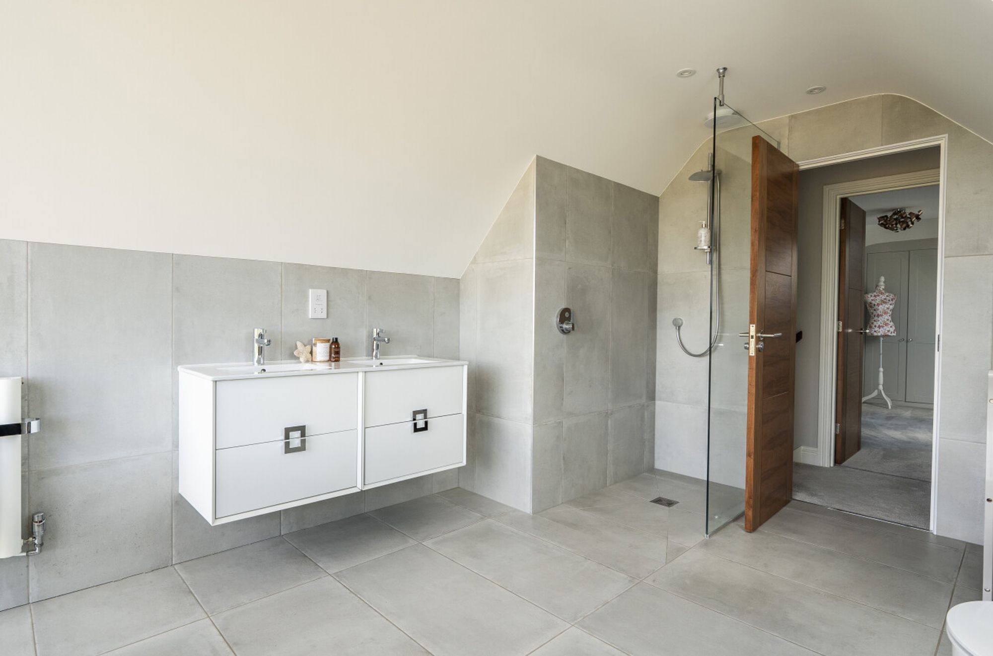 4 bed detached house for sale in Clarendon View, High Road, SP5 26