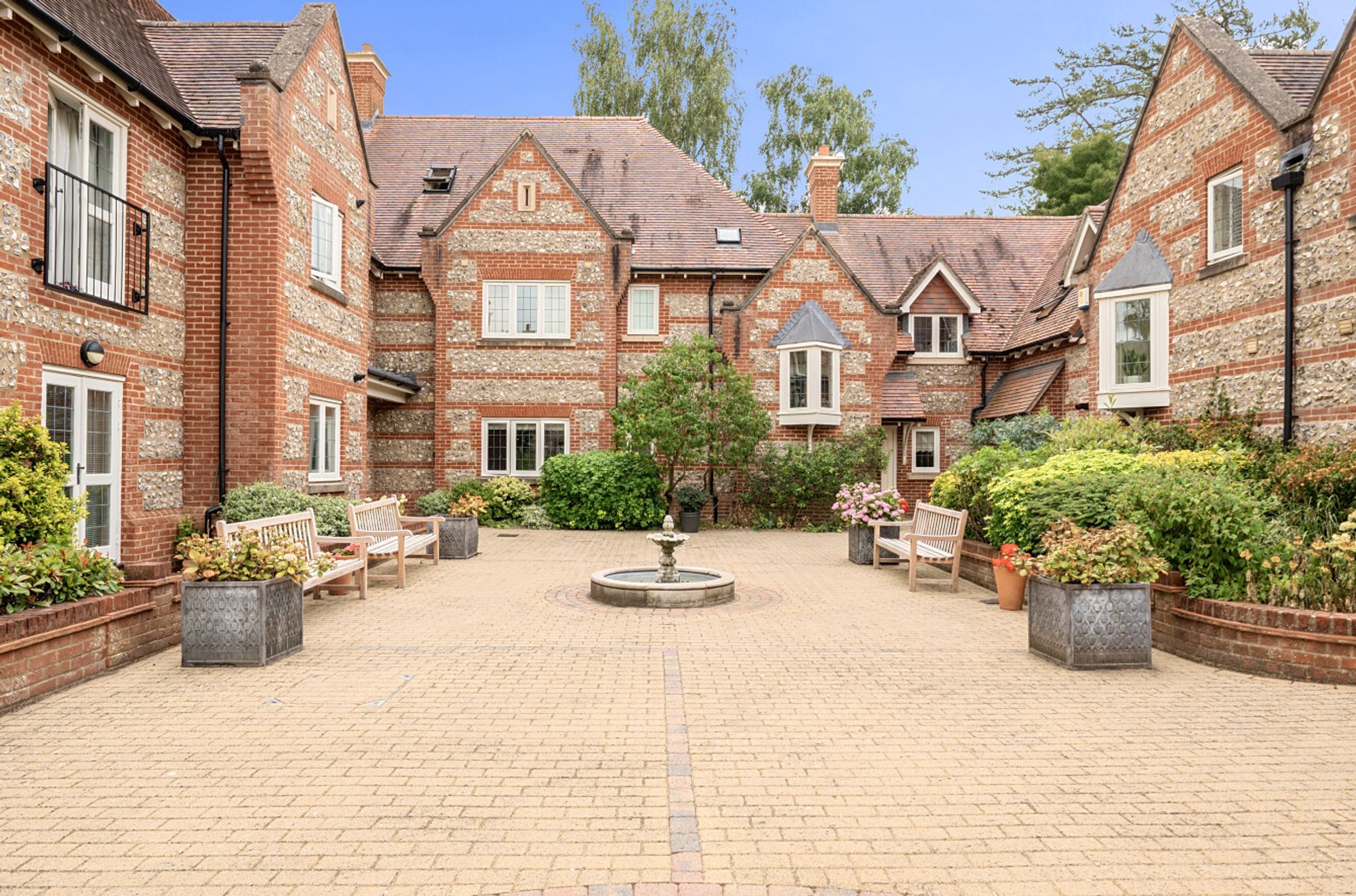3 bed terraced house for sale in Florence Court, Wilton, SP2  - Property Image 18