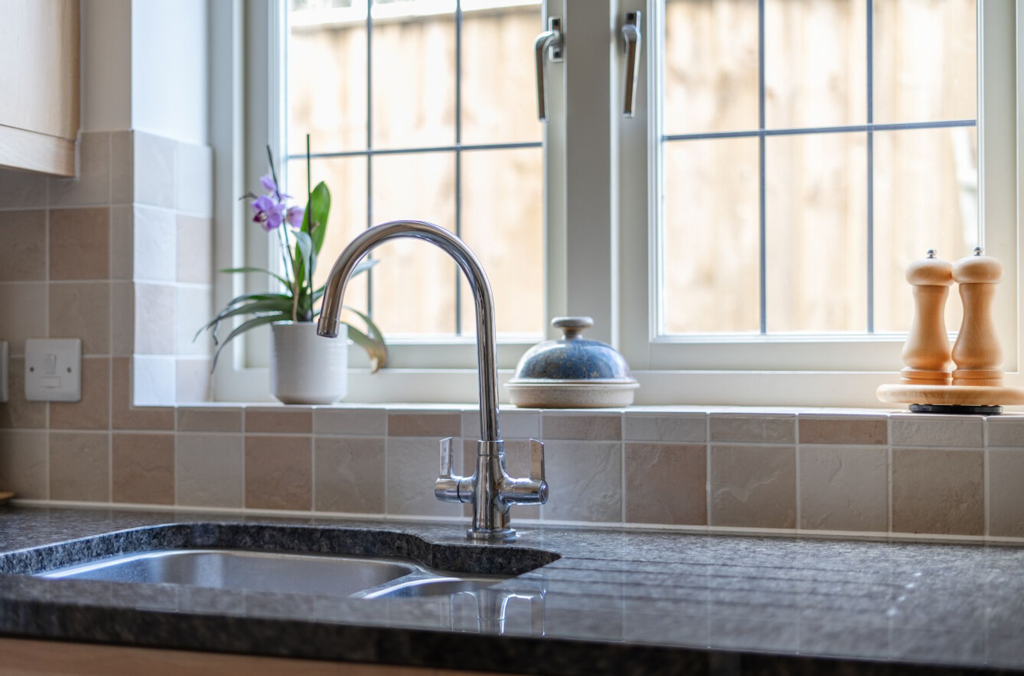 2 bed mid-terraced house for sale in Florence Court, Wilton, SP2  - Property Image 10