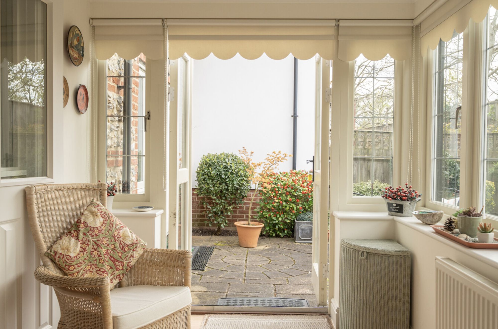 2 bed mid-terraced house for sale in Florence Court, Wilton, SP2  - Property Image 15