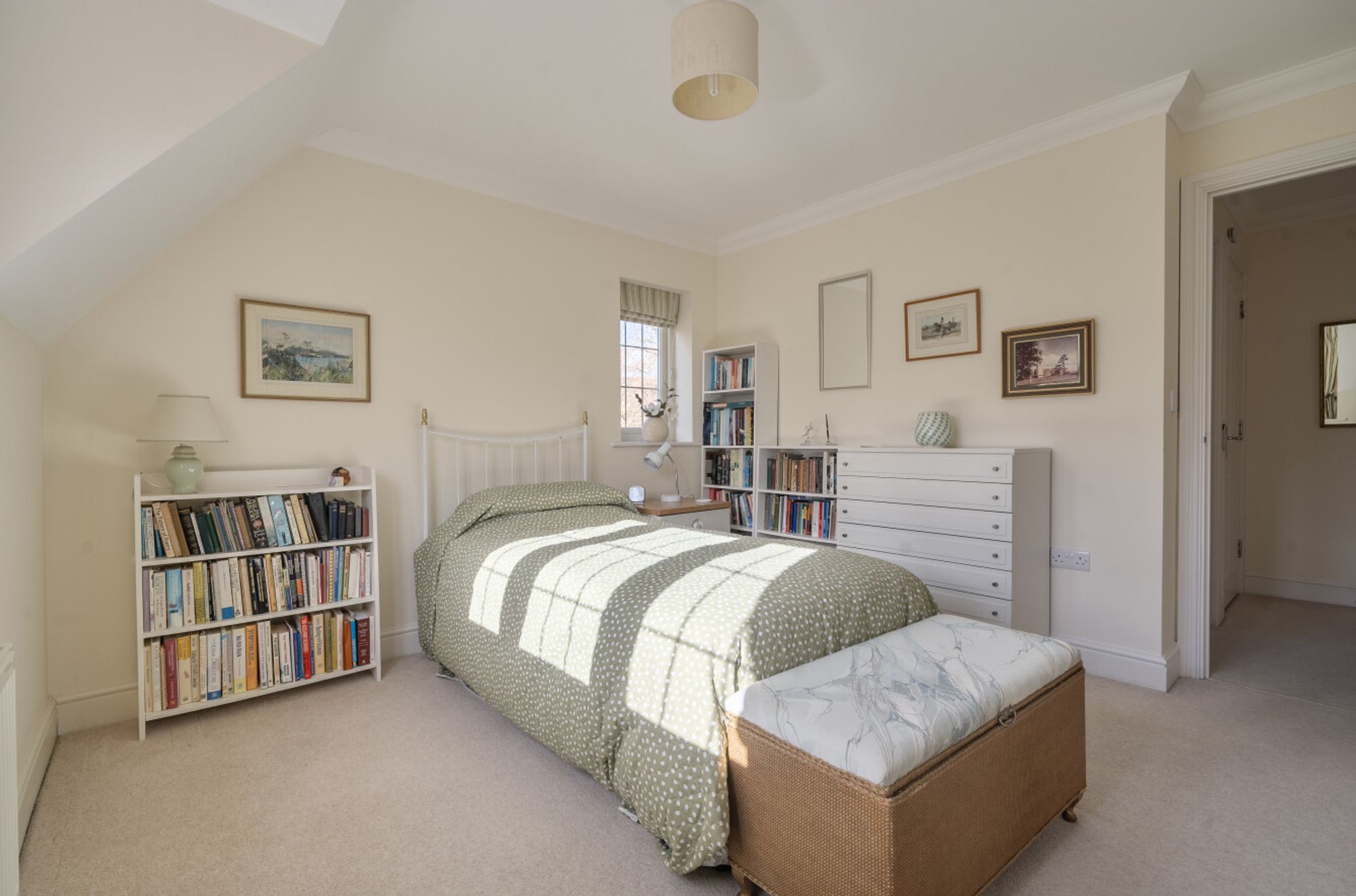 2 bed mid-terraced house for sale in Florence Court, Wilton, SP2 21