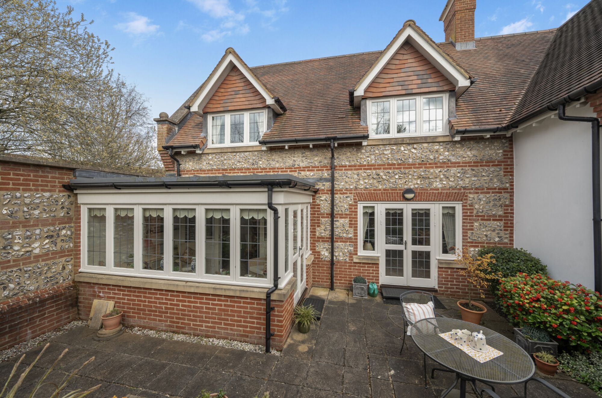 2 bed mid-terraced house for sale in Florence Court, Wilton, SP2 25