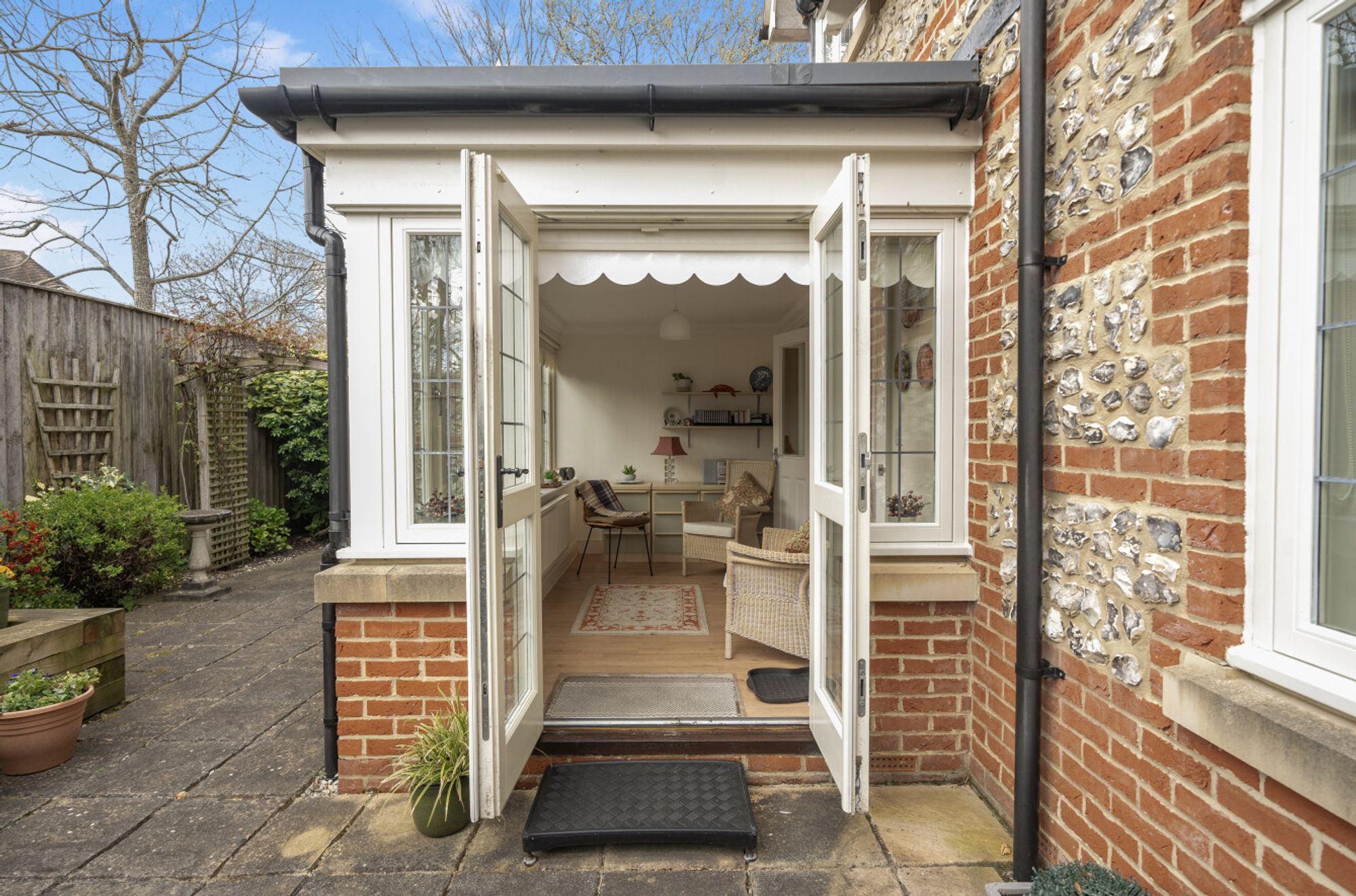 2 bed mid-terraced house for sale in Florence Court, Wilton, SP2  - Property Image 29