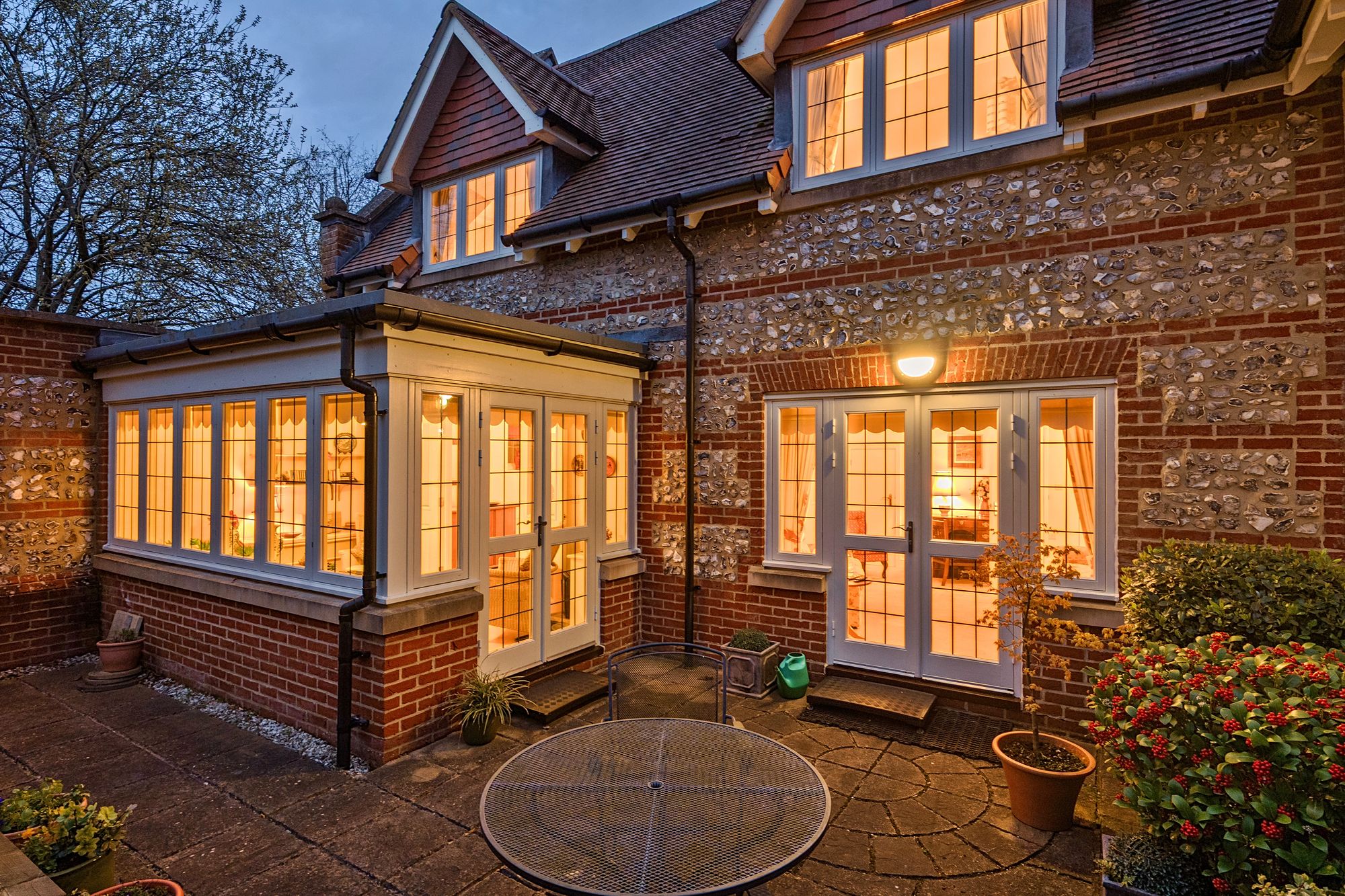 2 bed mid-terraced house for sale in Florence Court, Wilton, SP2 32