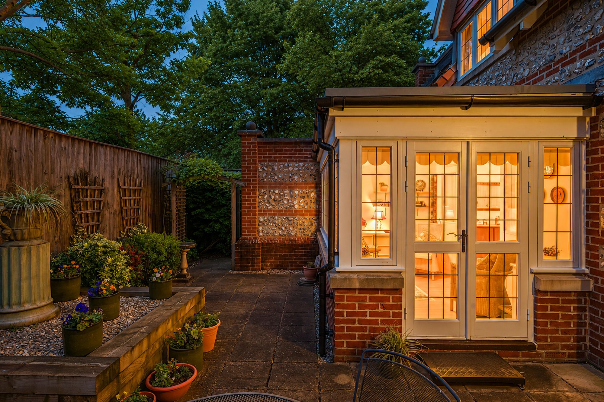 2 bed mid-terraced house for sale in Florence Court, Wilton, SP2  - Property Image 32