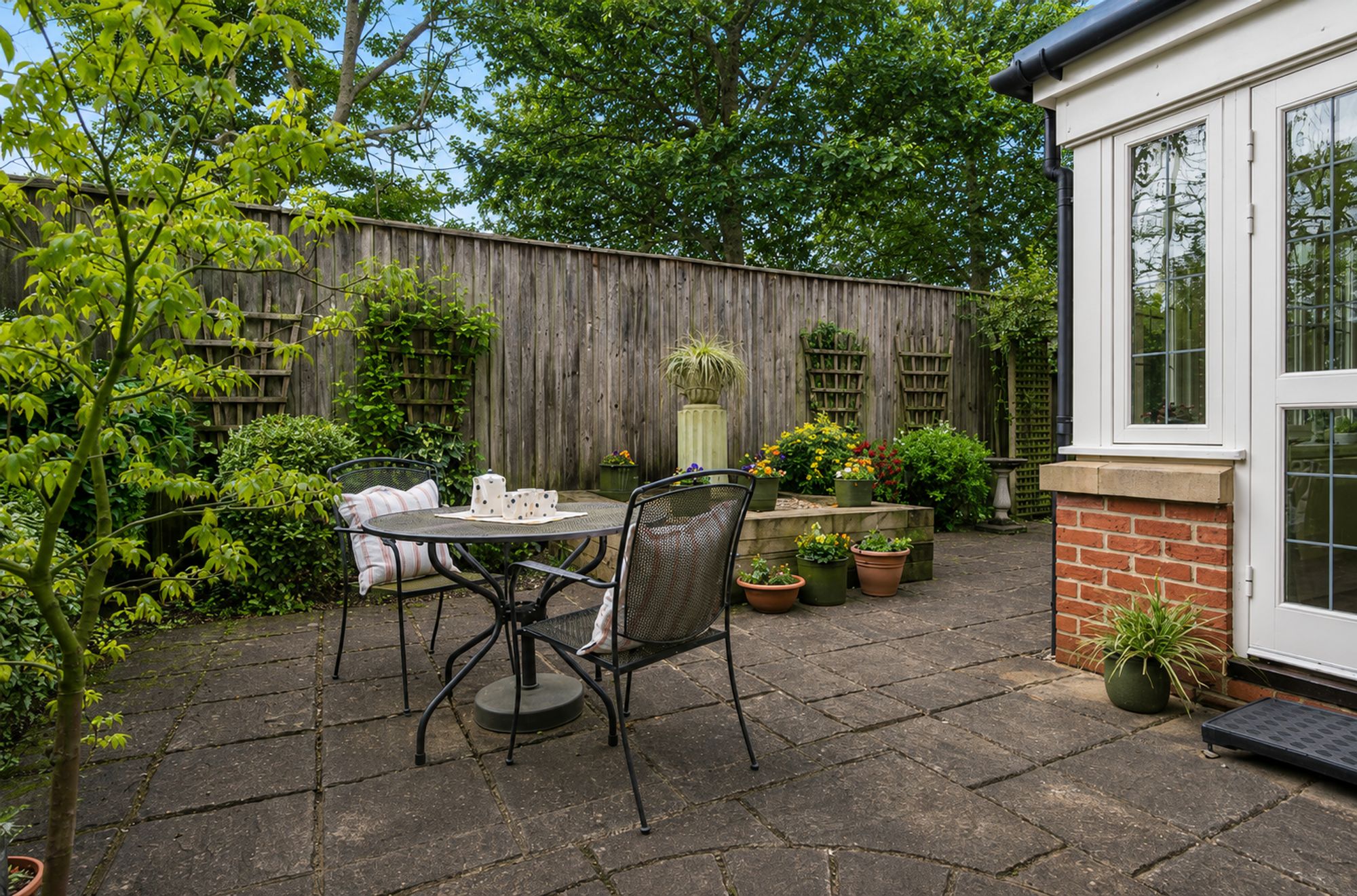 2 bed mid-terraced house for sale in Florence Court, Wilton, SP2  - Property Image 30