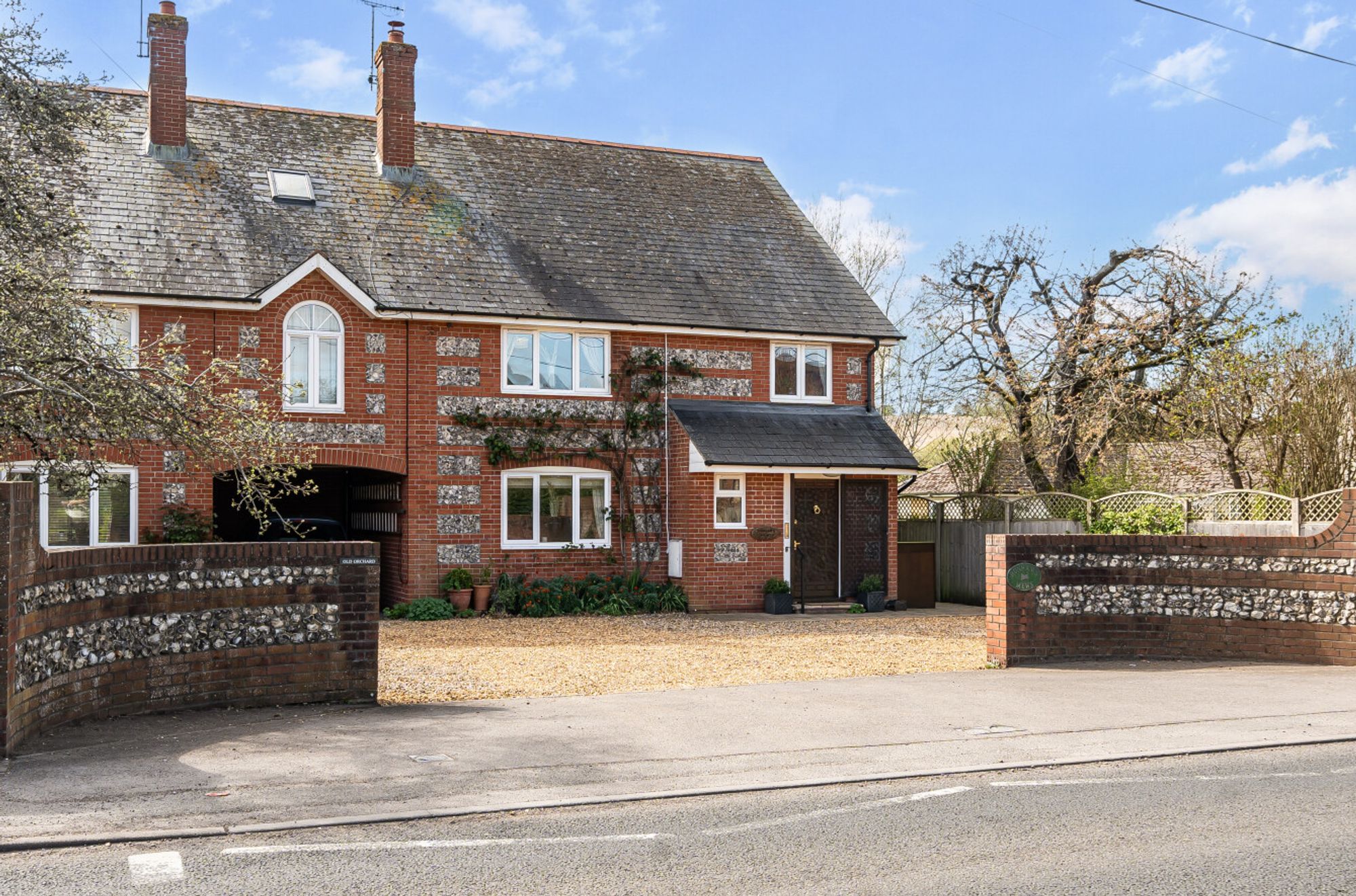 4 bed semi-detached house for sale in Bonham's Mew, Warminster Road, South Newton, Salisbury, SP2 0QW - Property Image 1