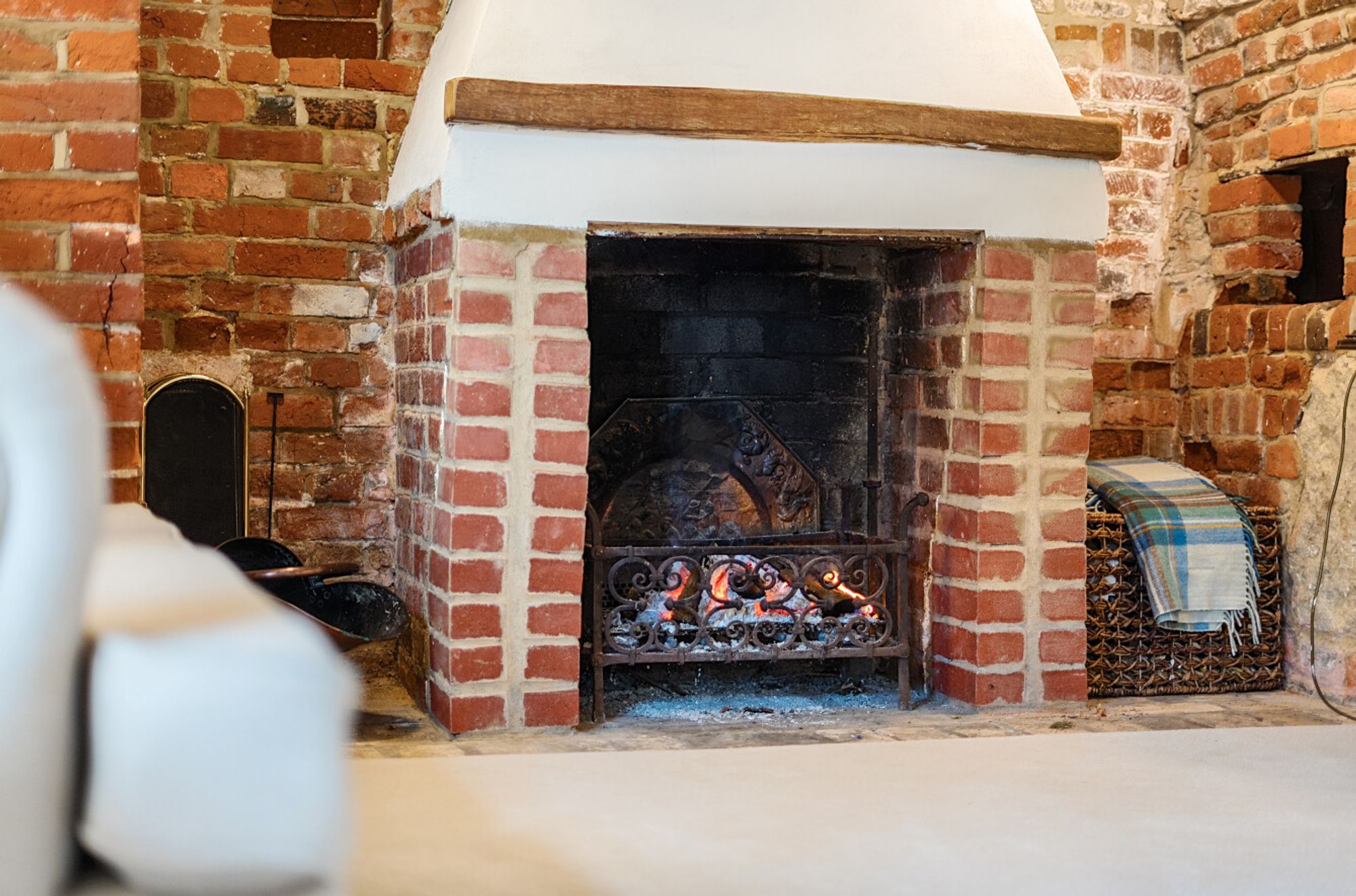 4 bed character property for sale in South Street, Great Wishford, SP2 11