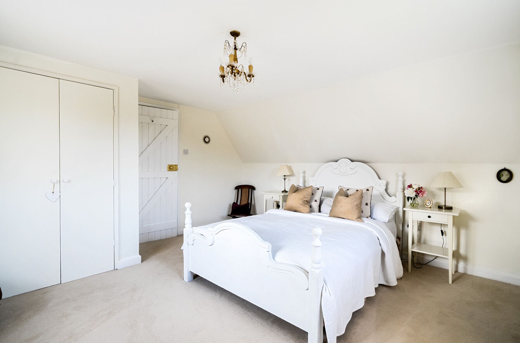 4 bed character property for sale in South Street, Great Wishford, SP2 24