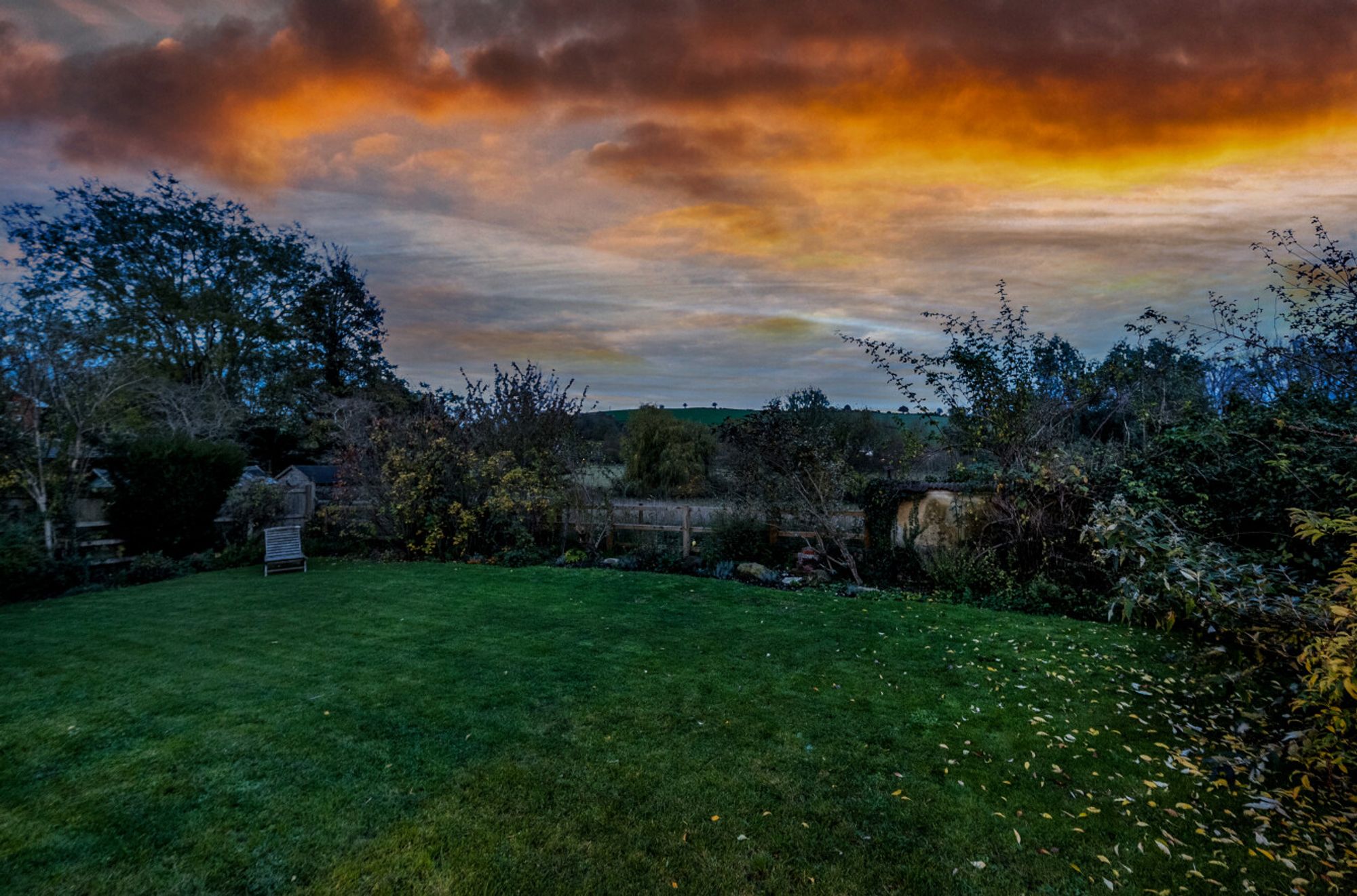 4 bed character property for sale in South Street, Great Wishford, SP2 52