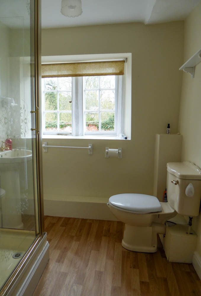 4 bed detached house to rent in Old Forge House, Heytesbury 11