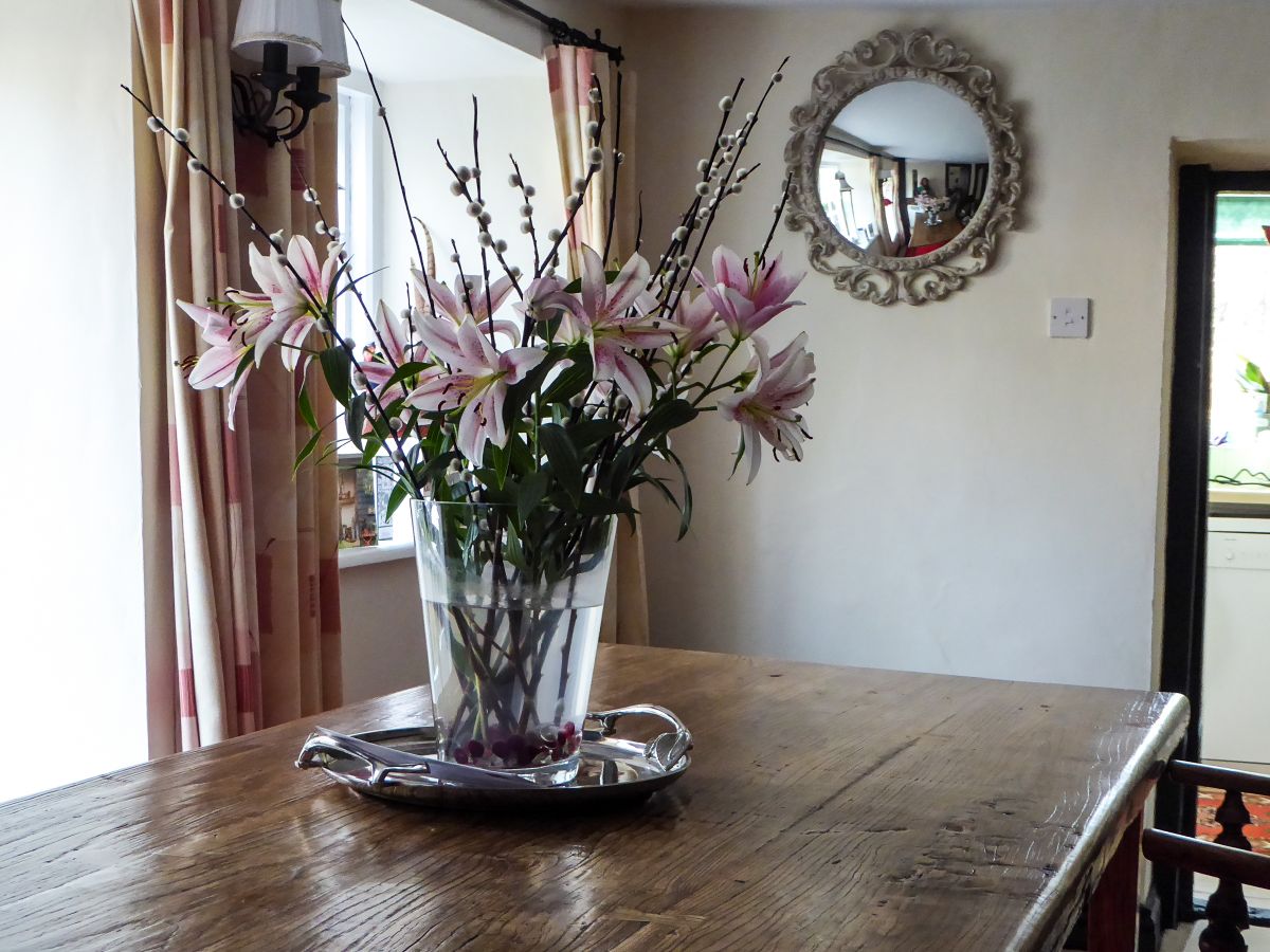 4 bed detached house to rent in Old Forge House, Heytesbury 4