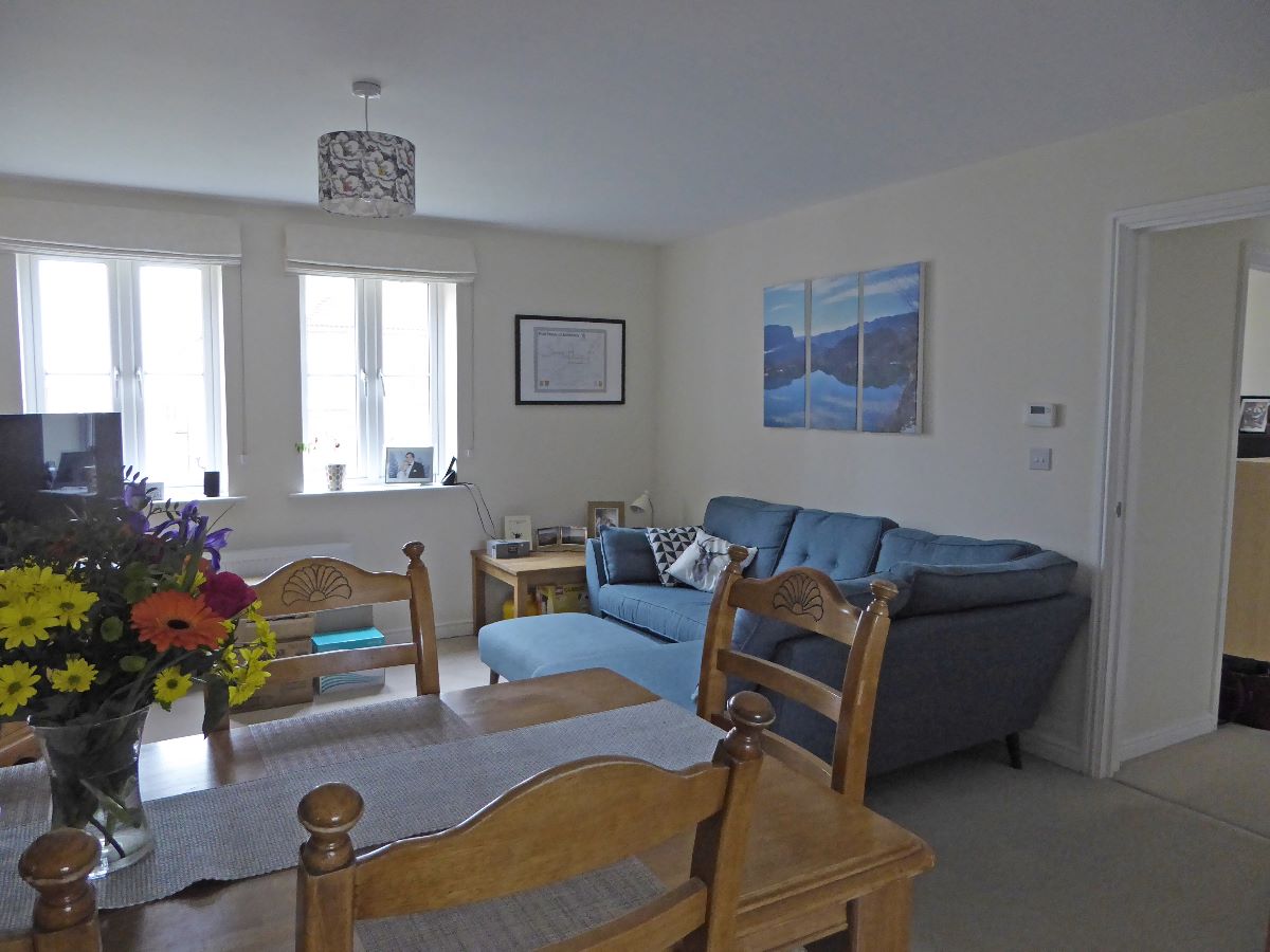 2 bed flat to rent in Flint Way, Cathedral Gate 1