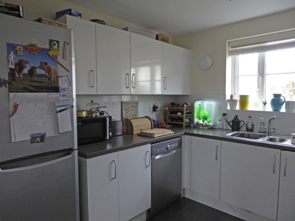 2 bed flat to rent in Flint Way, Cathedral Gate 2