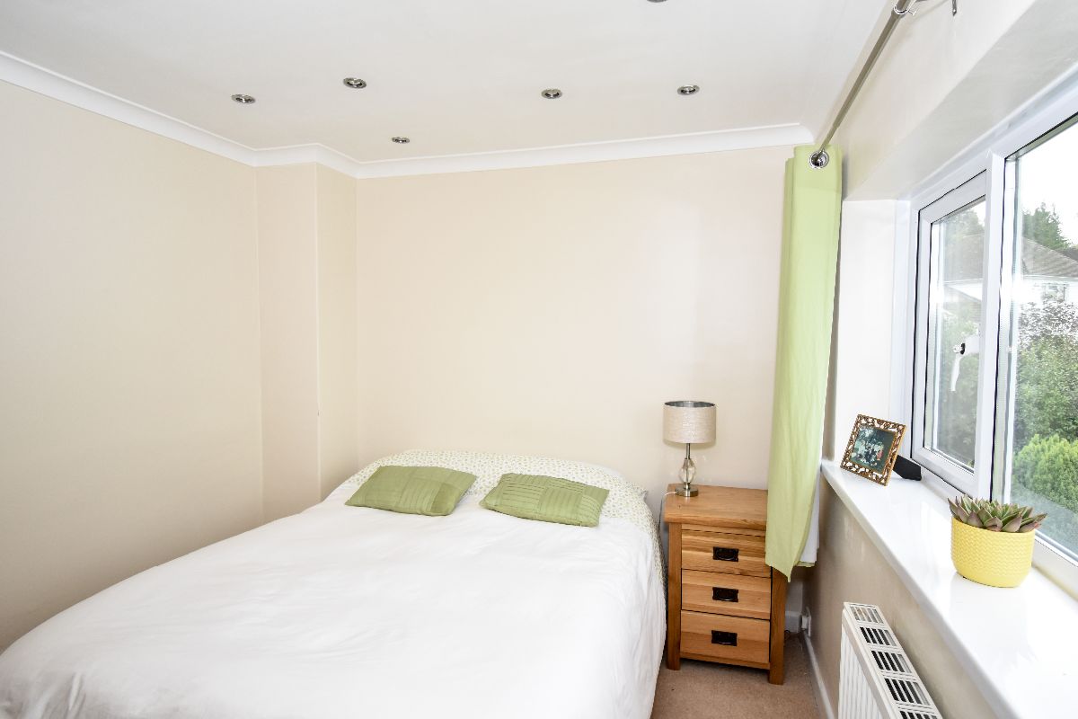 3 bed detached house to rent in Potters Way, Laverstock  - Property Image 8