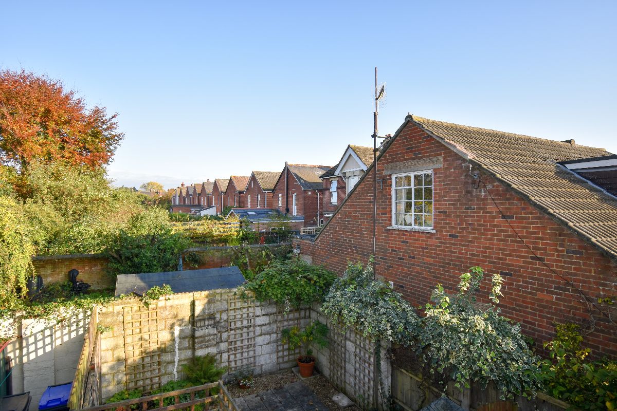 2 bed flat to rent in Flat 1, Woodruff, Belle Vue Road, Salisbury 9