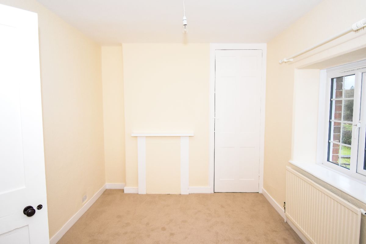 3 bed cottage to rent in Mooray Cottages, Chilmark  - Property Image 10