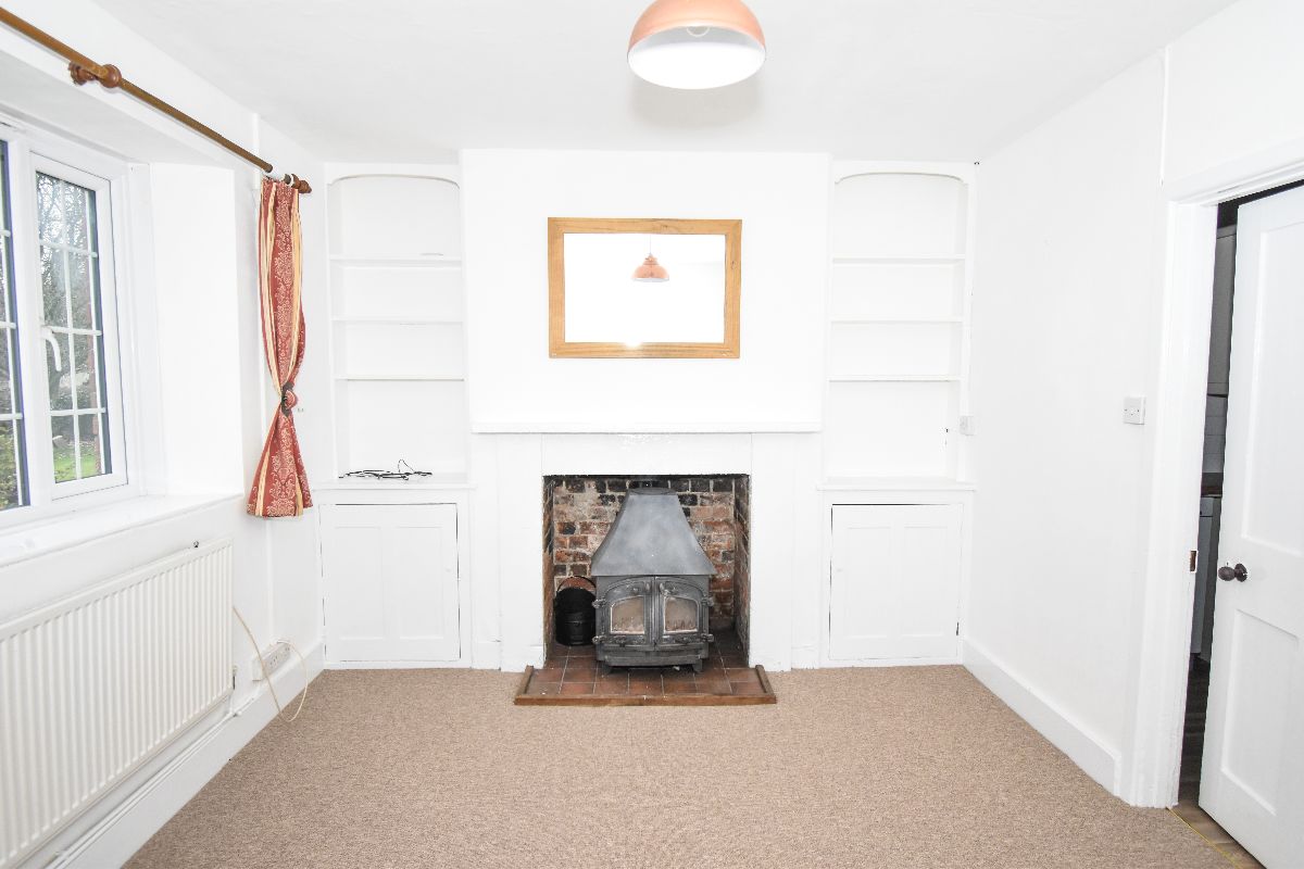 3 bed cottage to rent in Mooray Cottages, Chilmark  - Property Image 3