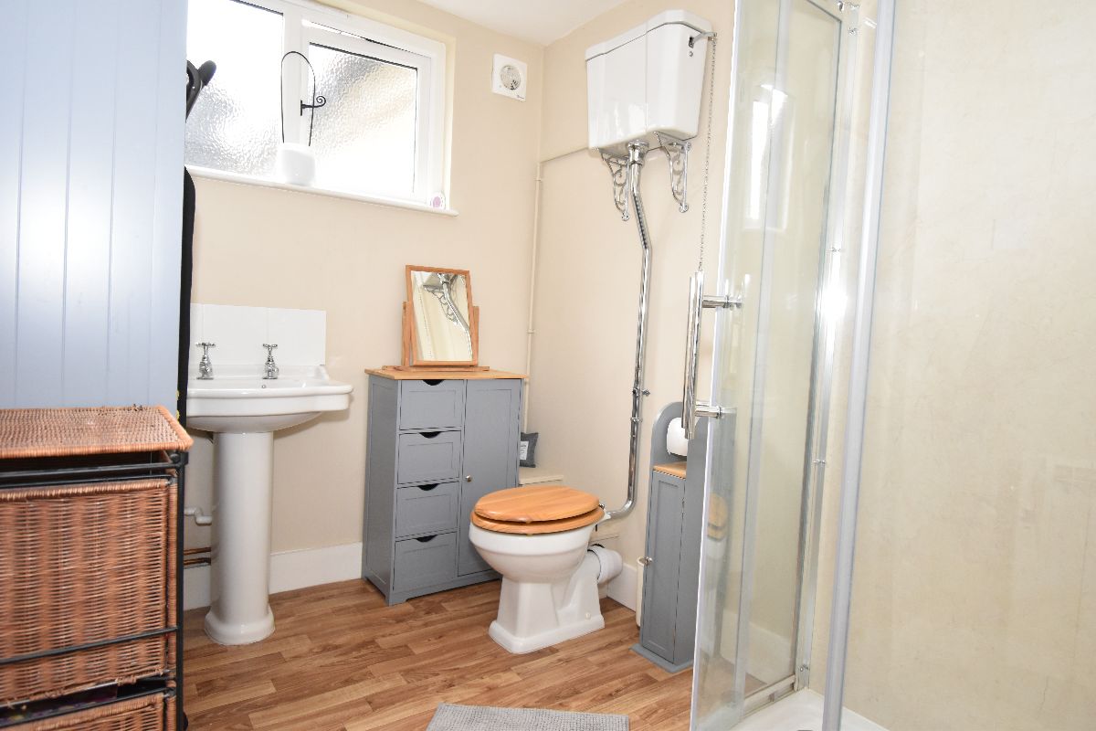 1 bed flat to rent in Church View, Wilton 5