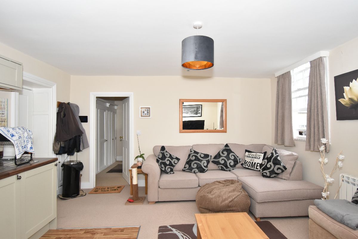 1 bed flat to rent in Church View, Wilton 1