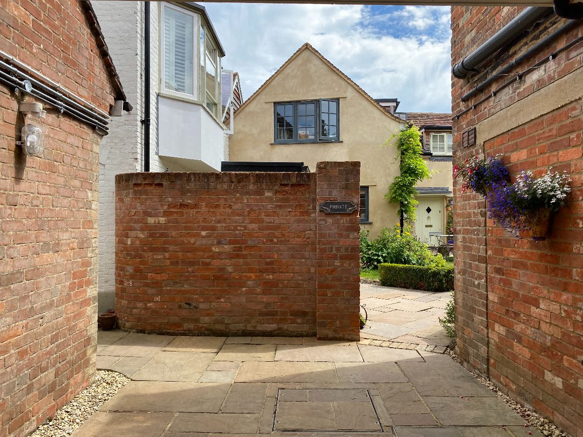 1 bed flat to rent in Church View, Wilton 8