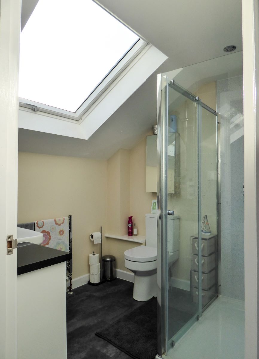 1 bed flat to rent in The Malverns, Salisbury 6