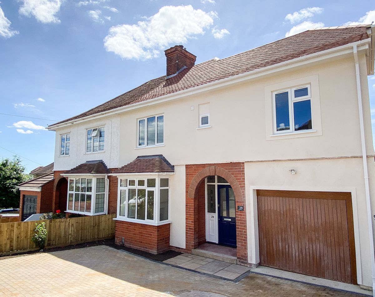 4 bed semi-detached house to rent in Wordsworth Road, Salisbury