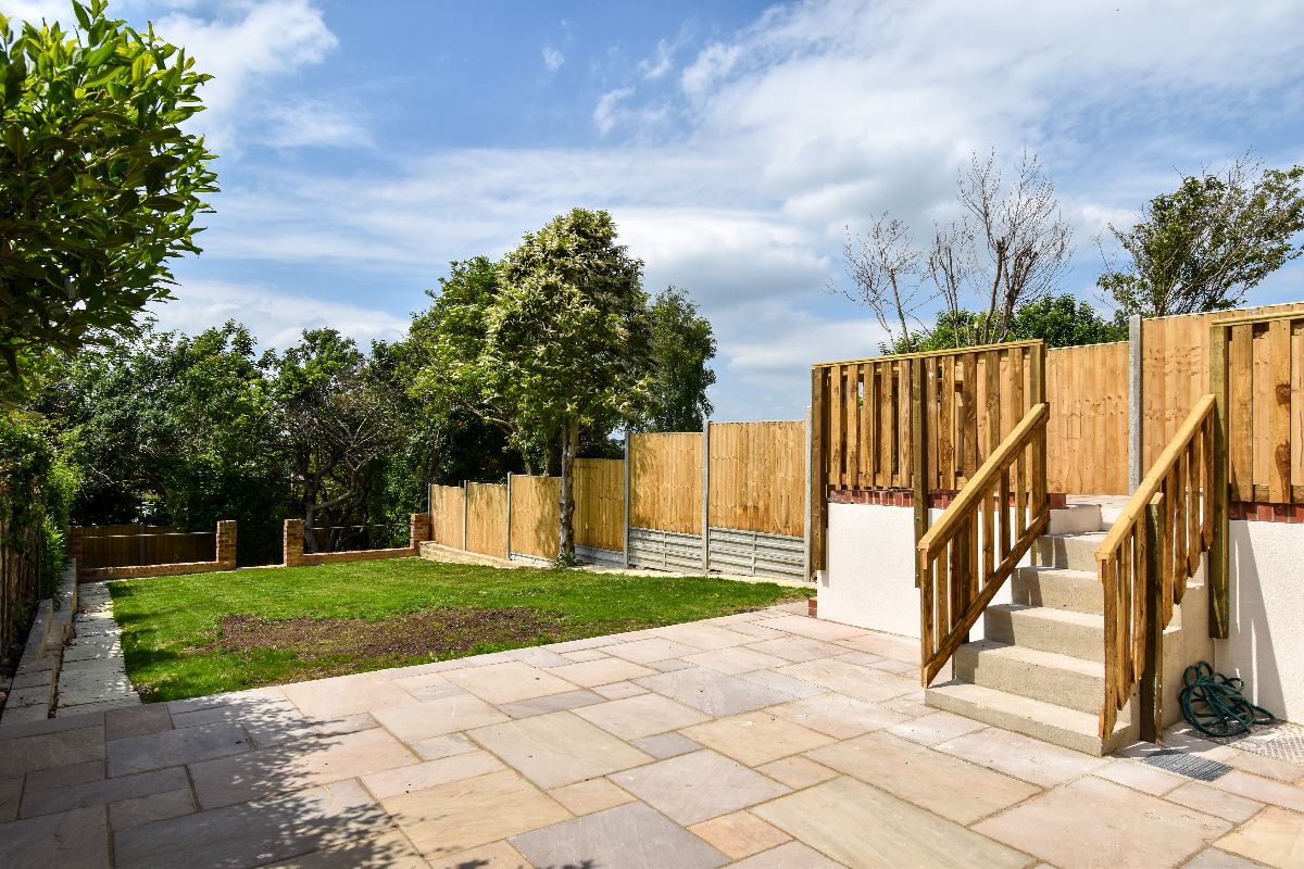 4 bed semi-detached house to rent in Wordsworth Road, Salisbury  - Property Image 19