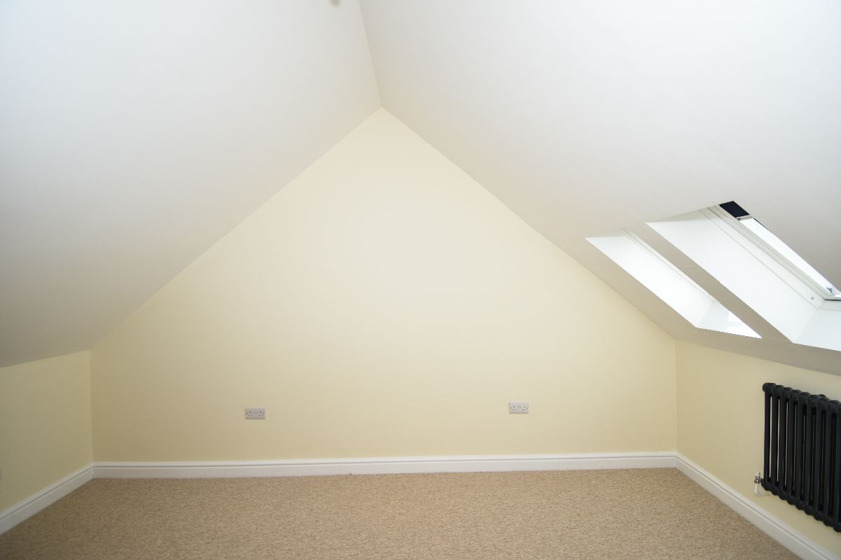 4 bed semi-detached house to rent in Wordsworth Road, Salisbury  - Property Image 14