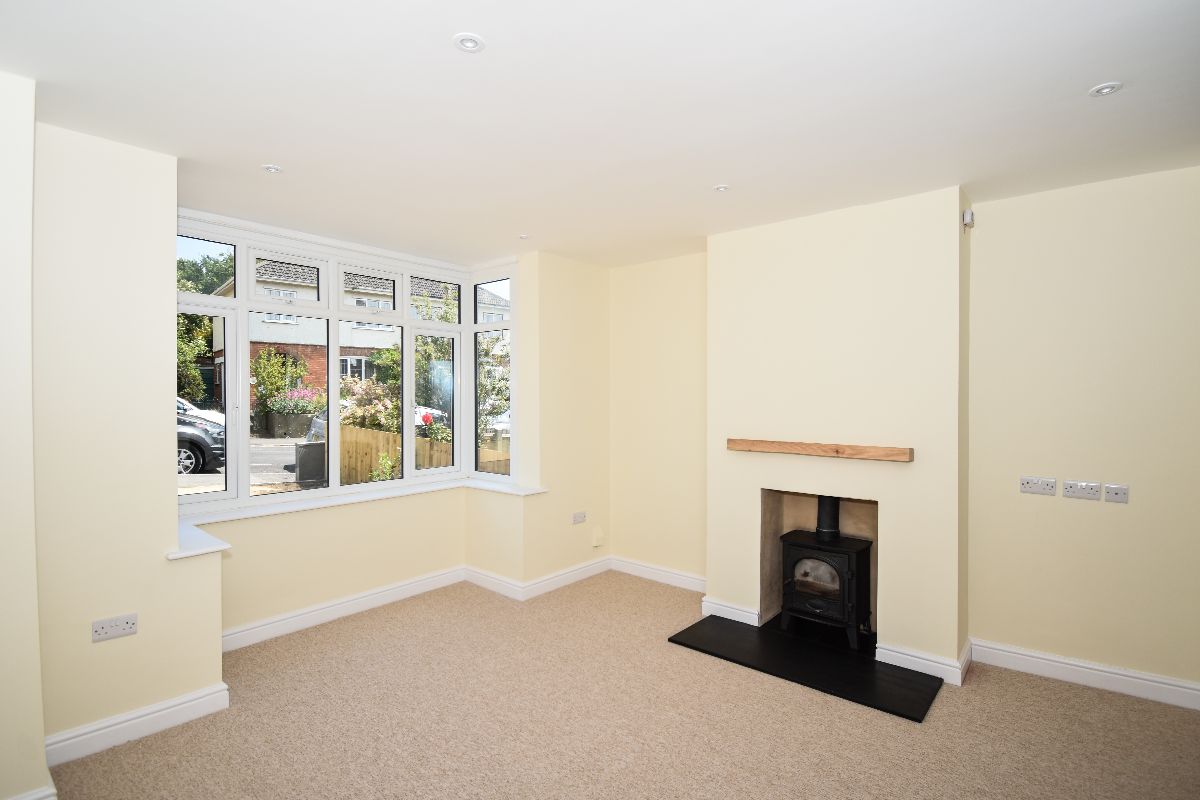 4 bed semi-detached house to rent in Wordsworth Road, Salisbury  - Property Image 4