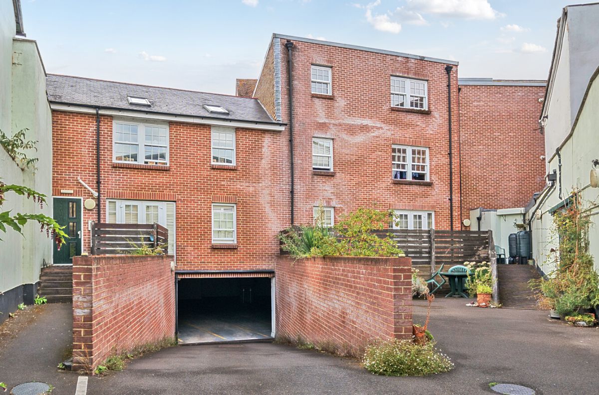 2 bed flat to rent in Fisherton Street, Salisbury  - Property Image 20