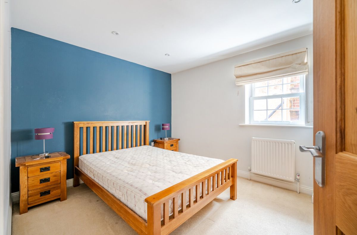 2 bed flat to rent in Fisherton Street, Salisbury 9