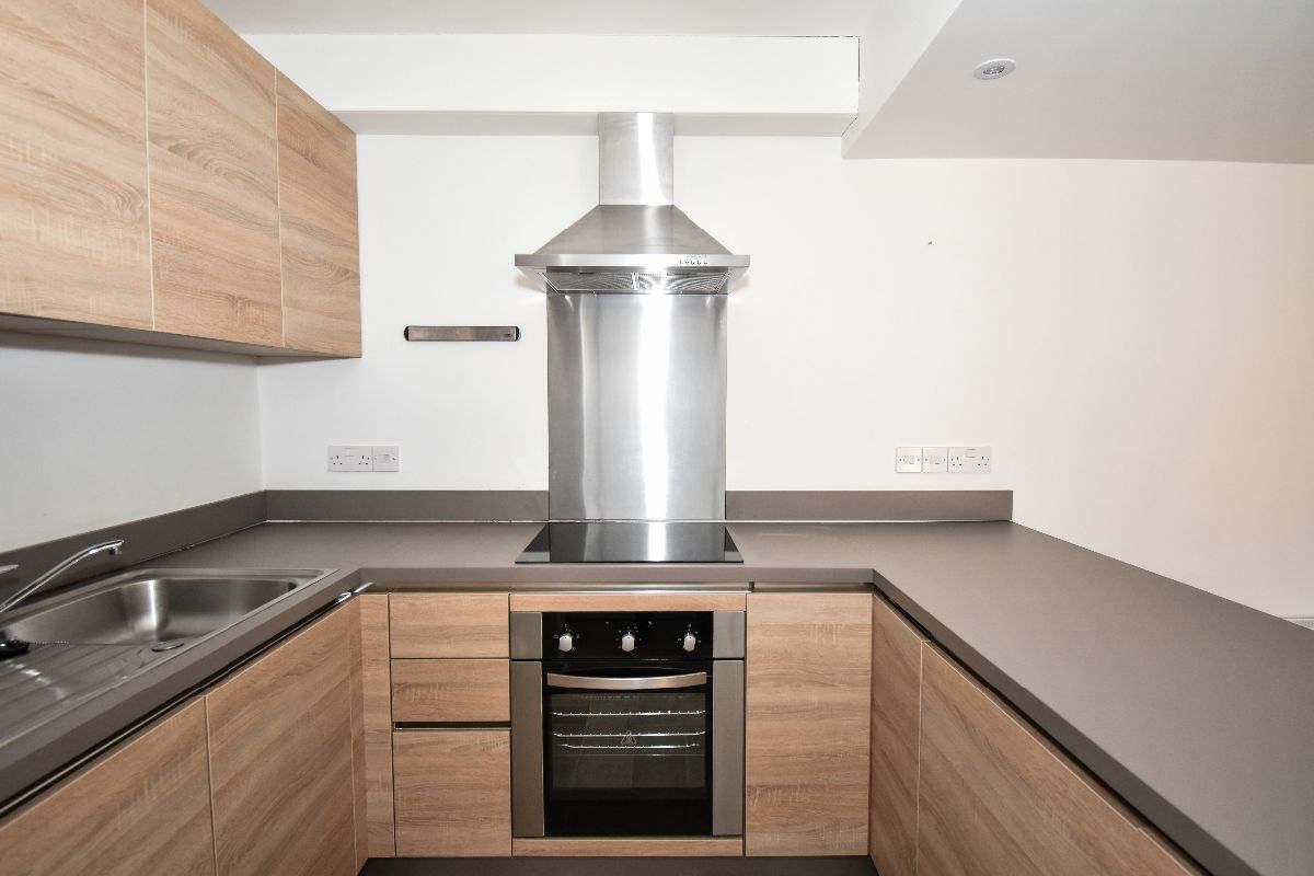 2 bed flat to rent in Scots Mews, Scots Lane, Salisbury 5