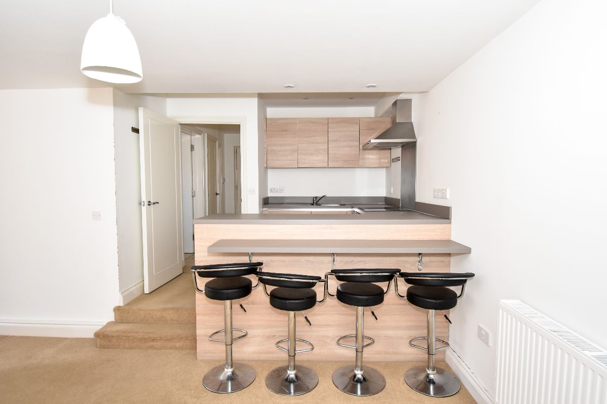 2 bed flat to rent in Scots Mews, Scots Lane, Salisbury 4