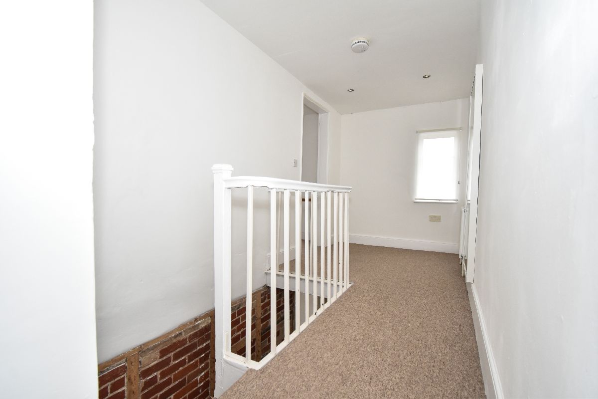 2 bed terraced house to rent in North Street, Wilton  - Property Image 11