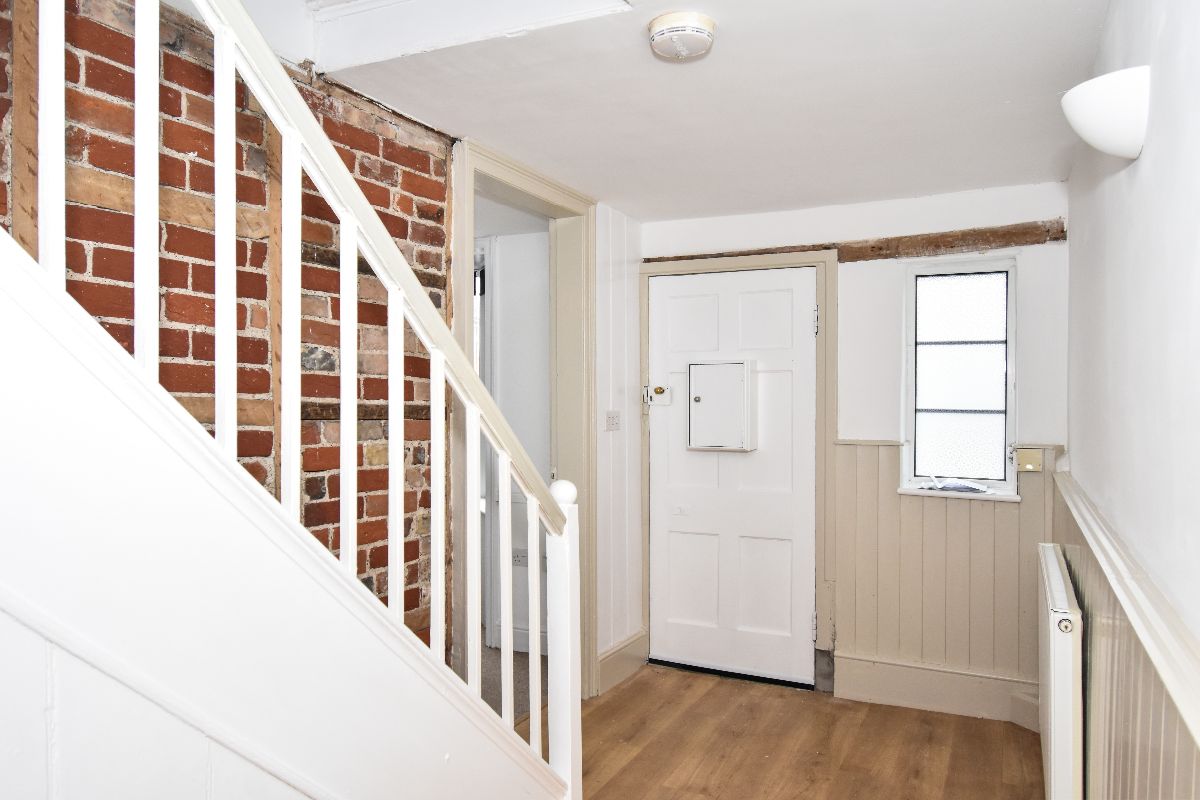 2 bed terraced house to rent in North Street, Wilton  - Property Image 5