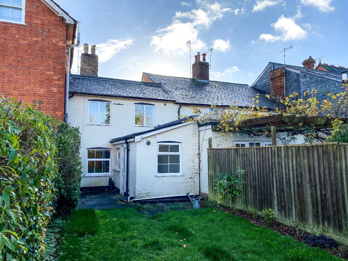 2 bed terraced house to rent in North Street, Wilton 17