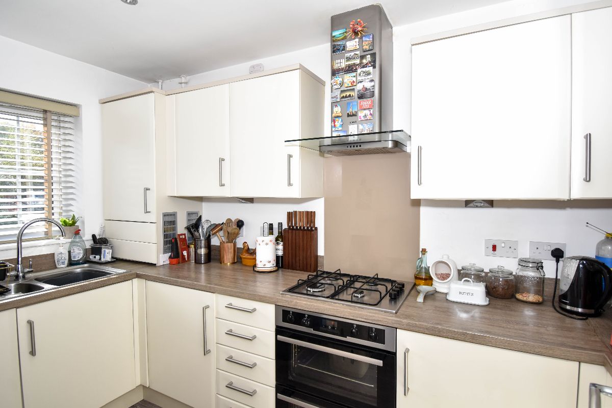 2 bed semi-detached house to rent in Saunders Avenue, Bishopdown, Salisbury  - Property Image 3