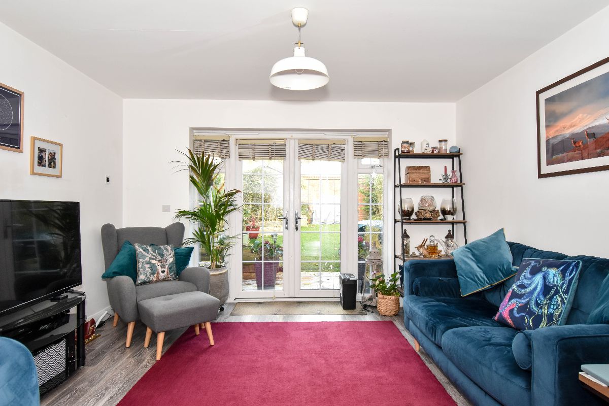 2 bed semi-detached house to rent in Saunders Avenue, Bishopdown, Salisbury  - Property Image 5