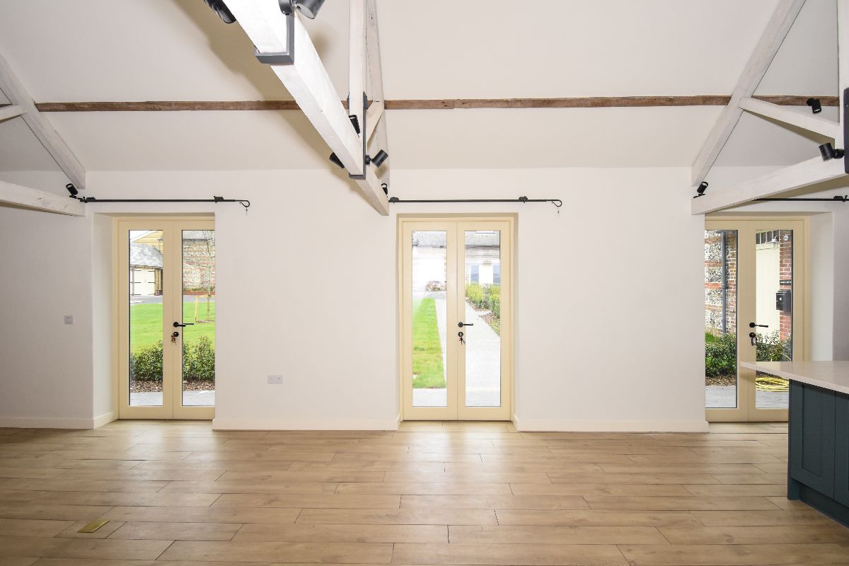 3 bed character property to rent in The Dovecote,  Rookhaye Farm 5