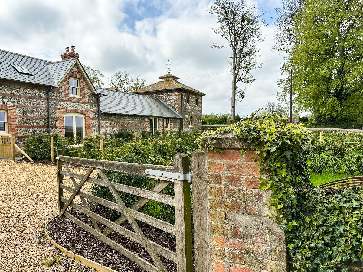 3 bed character property to rent in The Dovecote,  Rookhaye Farm 20