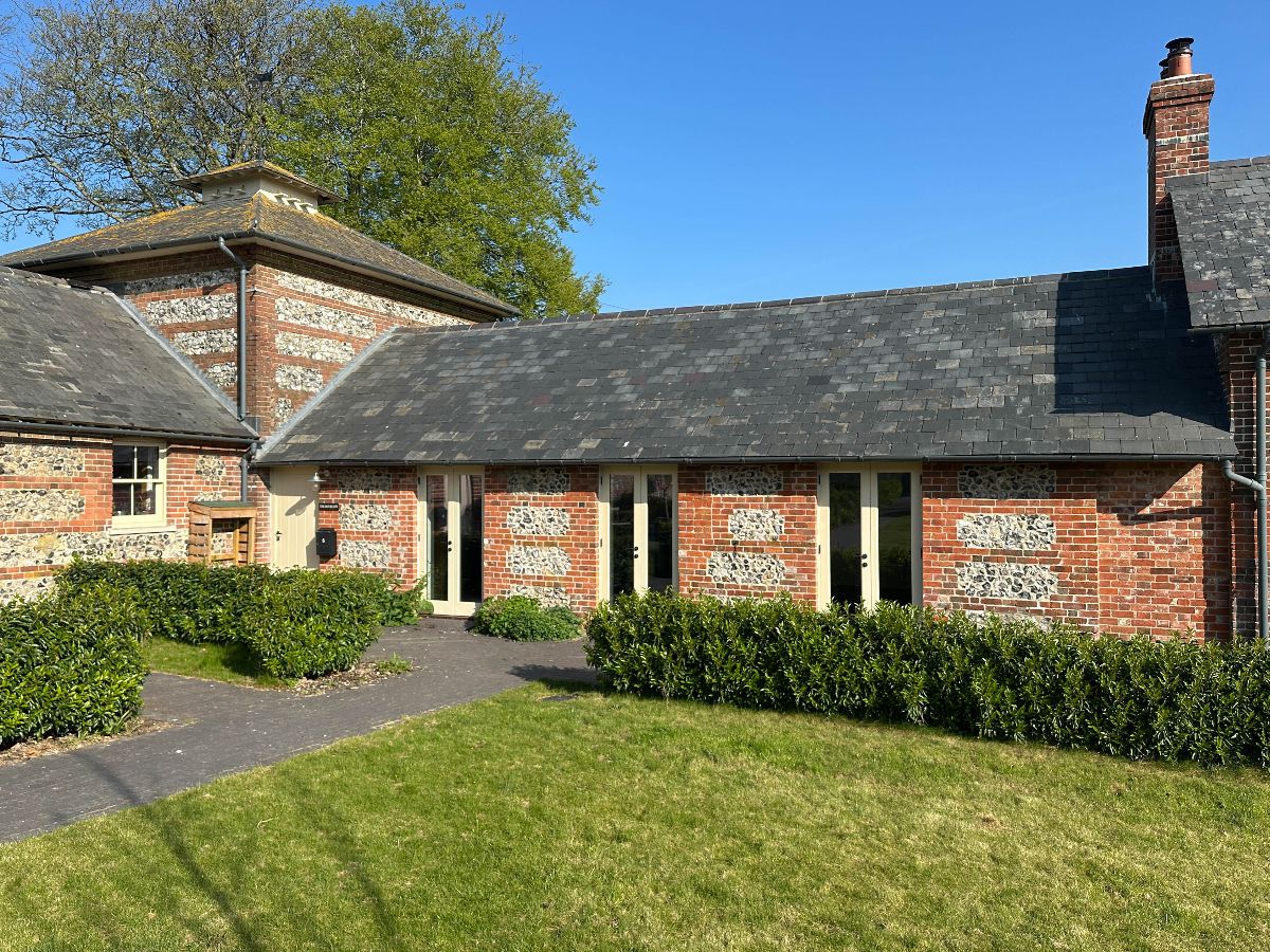 3 bed character property to rent in The Dovecote,  Rookhaye Farm  - Property Image 3