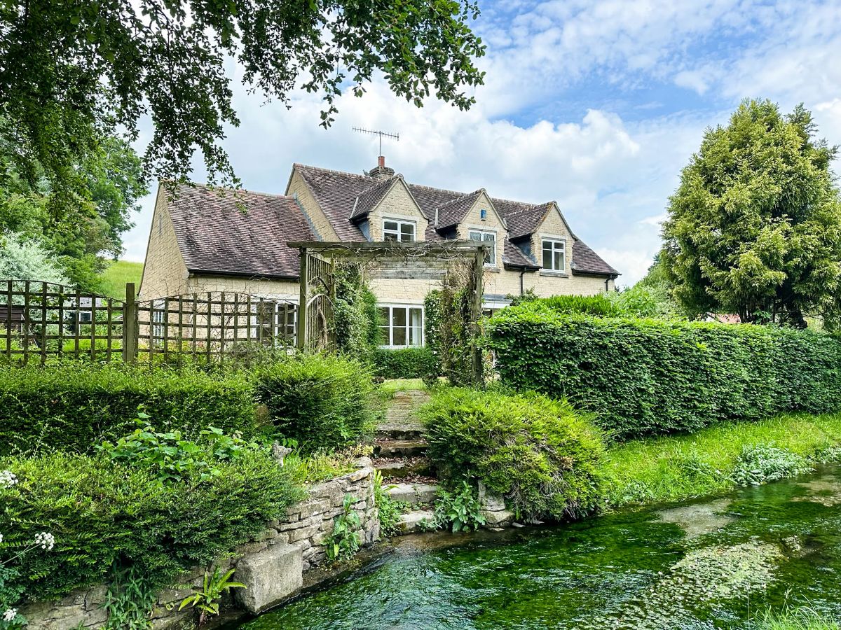 3 bed detached house to rent in Overstream, Teffont  - Property Image 25