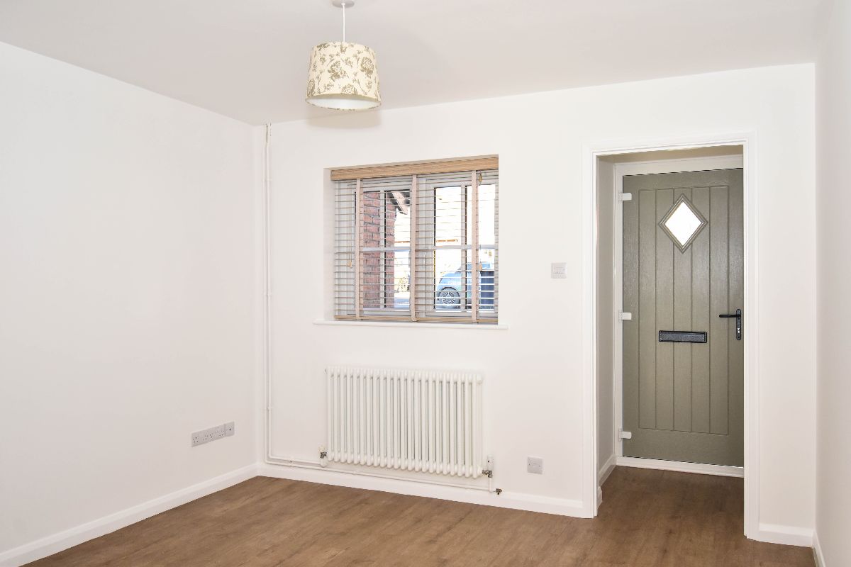 2 bed terraced house to rent in Kings Gate, Wilton 1