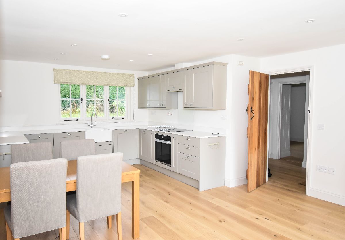 2 bed bungalow to rent in The Cottage, Fovant  - Property Image 7