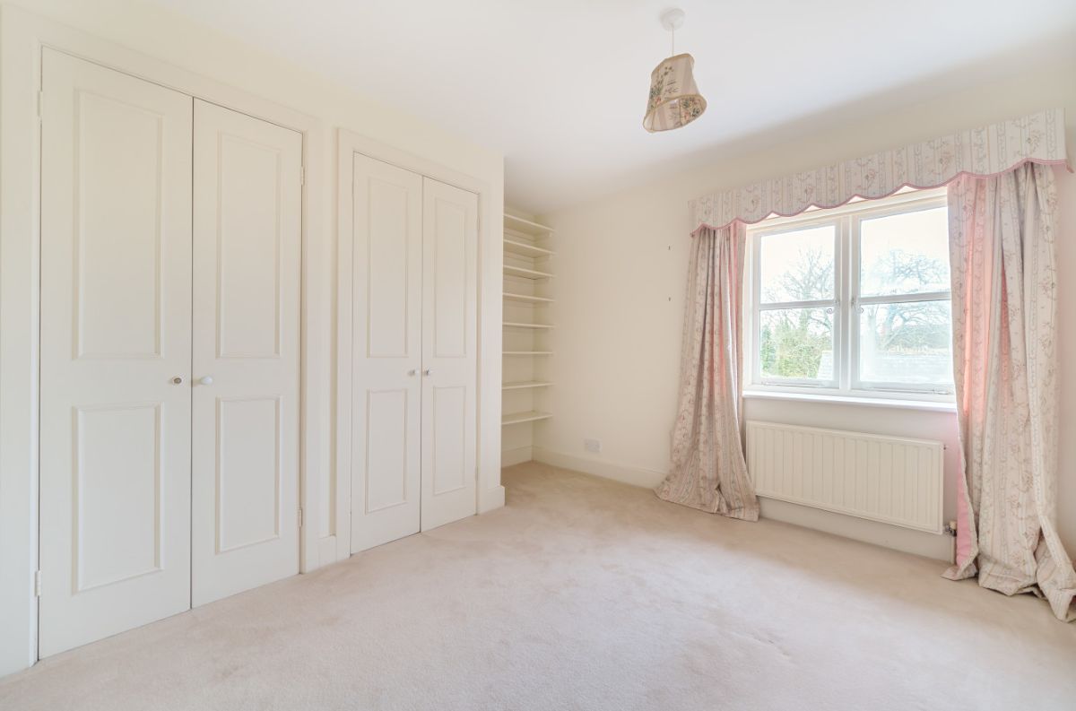 4 bed character property to rent in Manor Farm Cottage, Bowerchalke 16